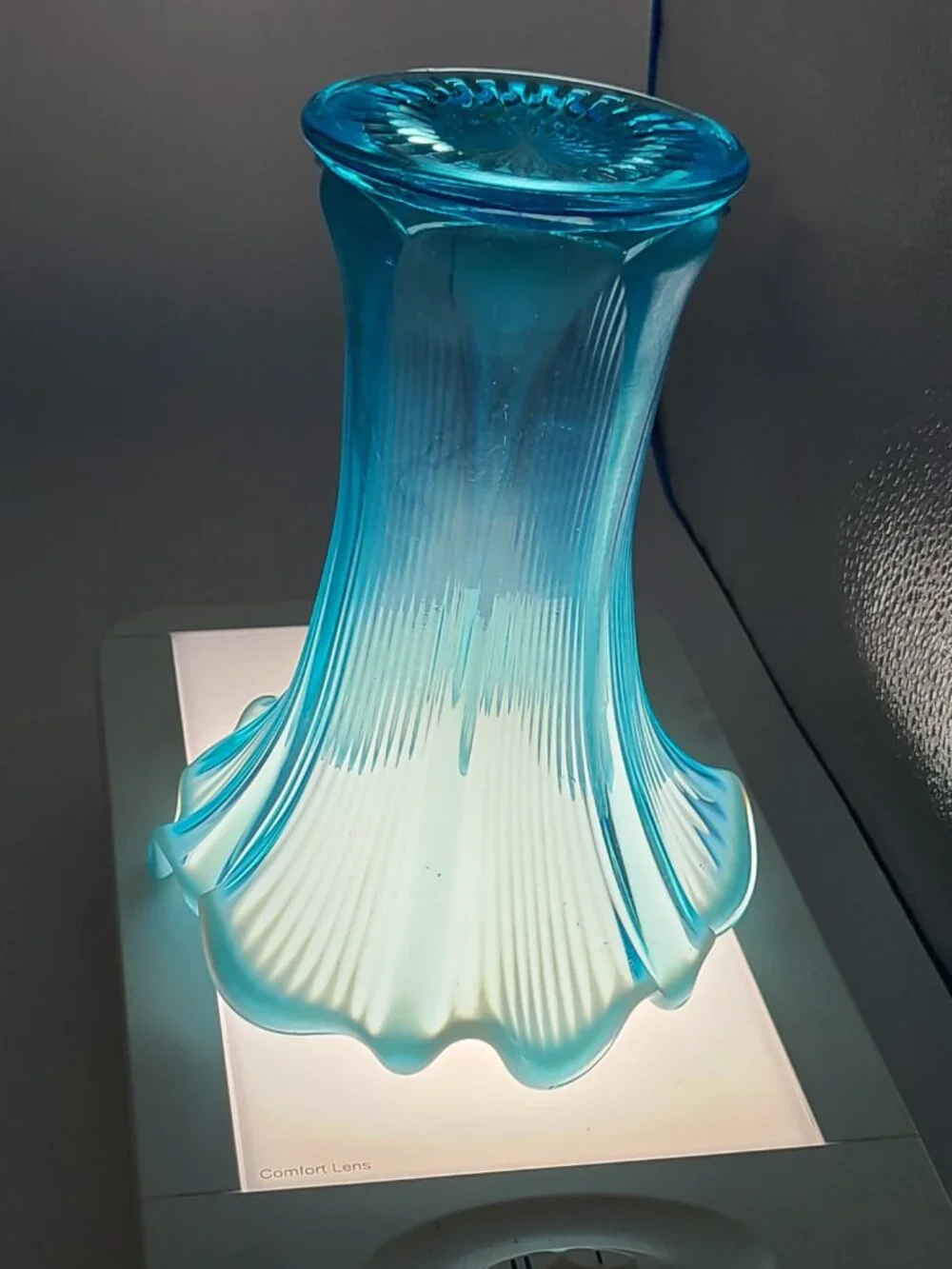 Jefferson Glass Antique Blue Opalescent Lined Heart Swung Vase 7